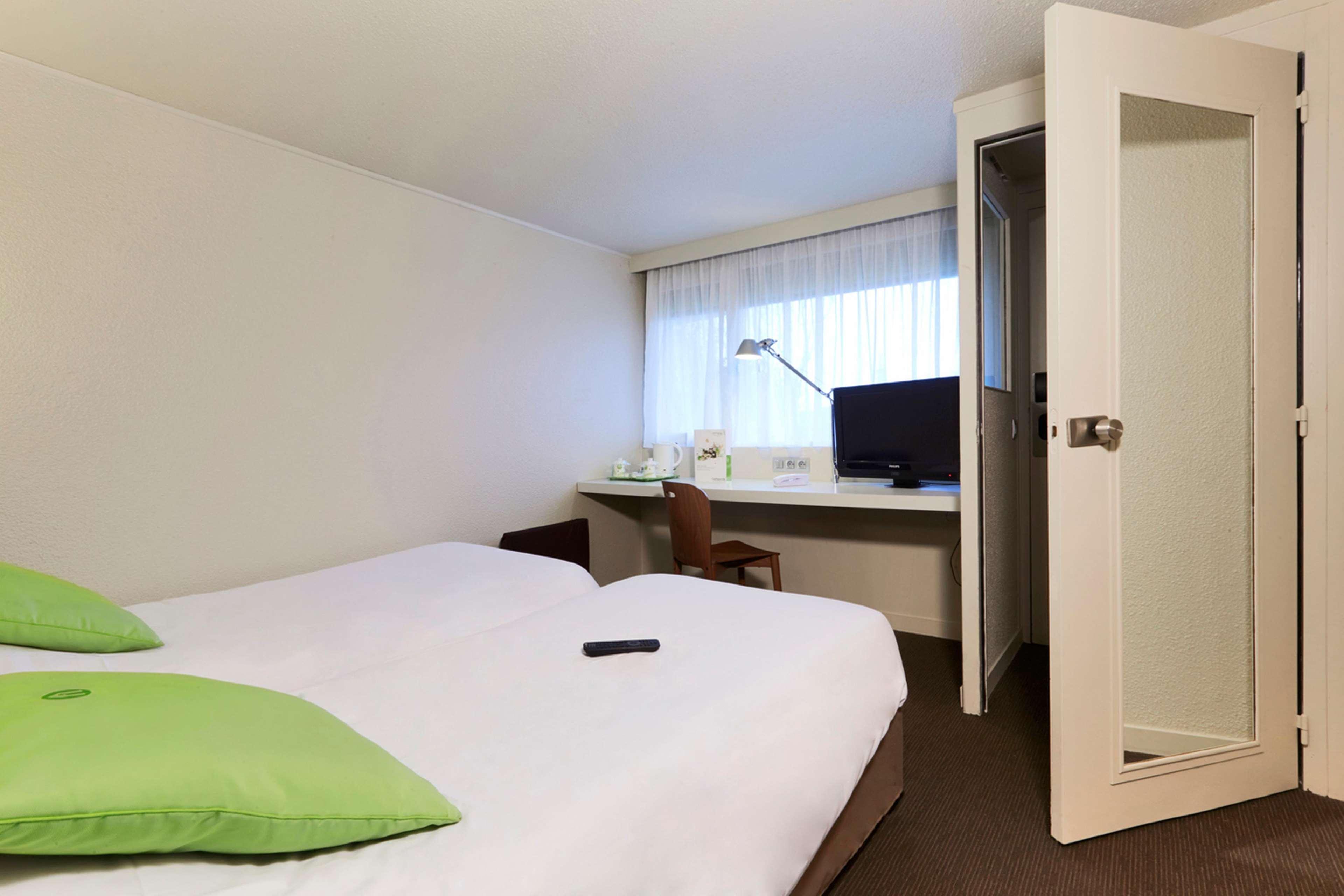 Hotel Campanile Metz Est Technopole - Restaurant Esterno foto